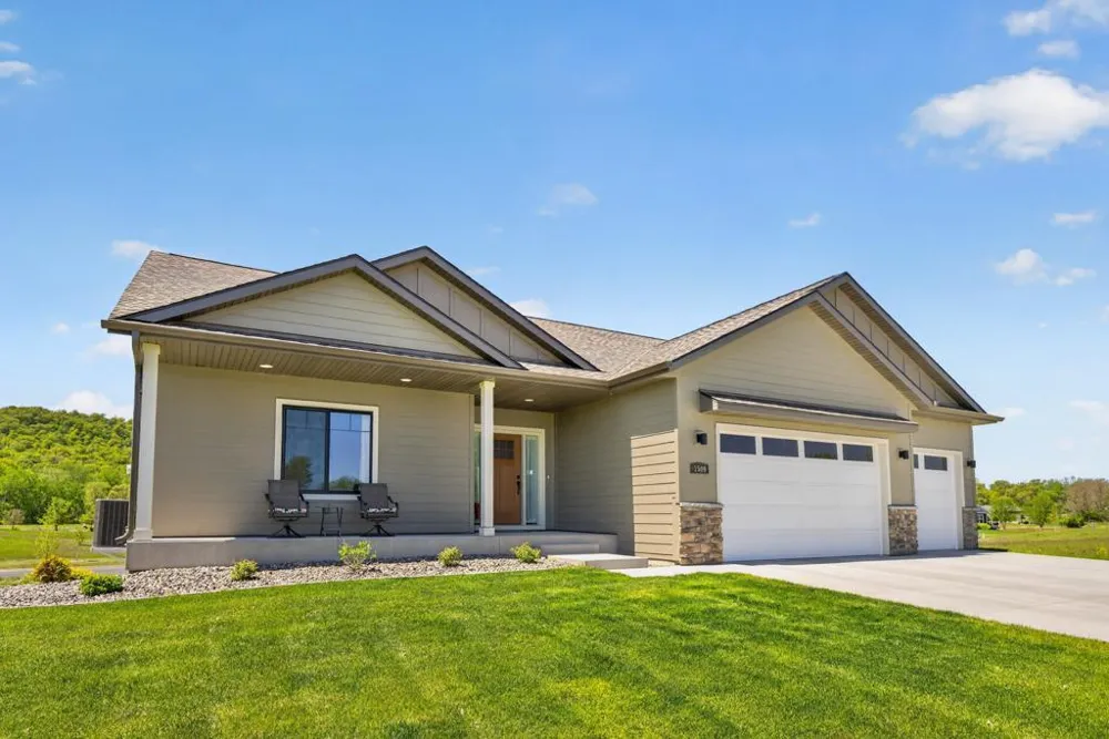 1509 Wildwood Drive Lake City, MN 55041
