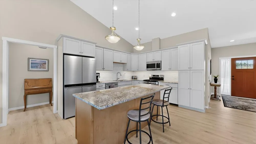 1509 Wildwood Drive Lake City, MN 55041