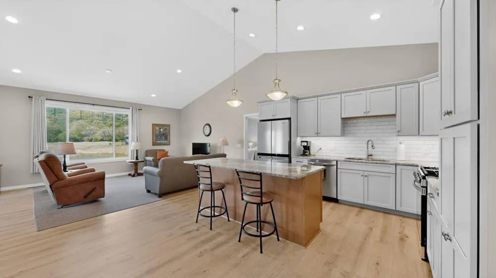 1509 Wildwood Drive Lake City, MN 55041