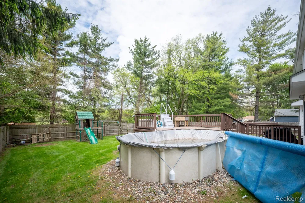 11363 McKinley Road Montrose Charter Township, MI 48457