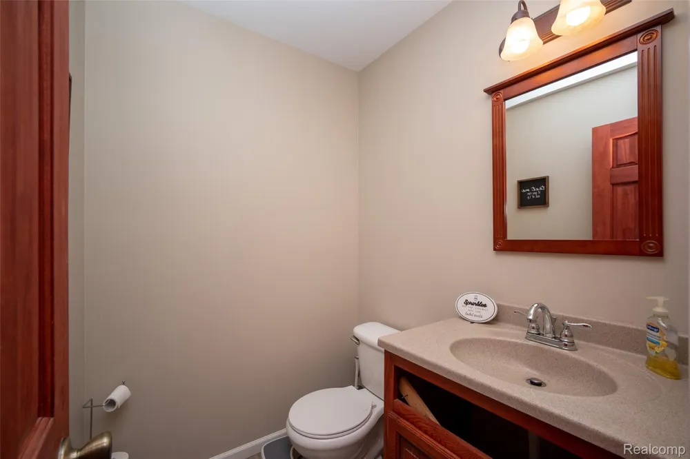 11363 McKinley Road Montrose Charter Township, MI 48457