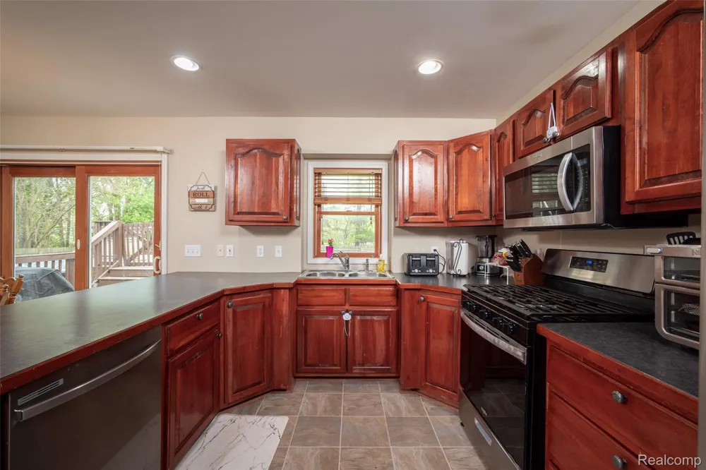 11363 McKinley Road Montrose Charter Township, MI 48457