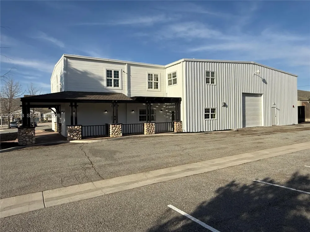 428 Curry Street 