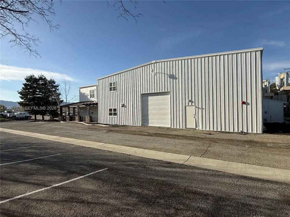 428 Curry Street 