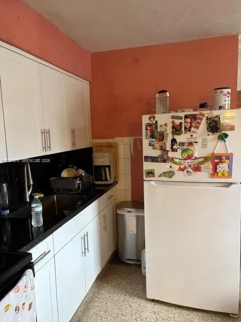 336 E 41st St Hialeah, FL 33013