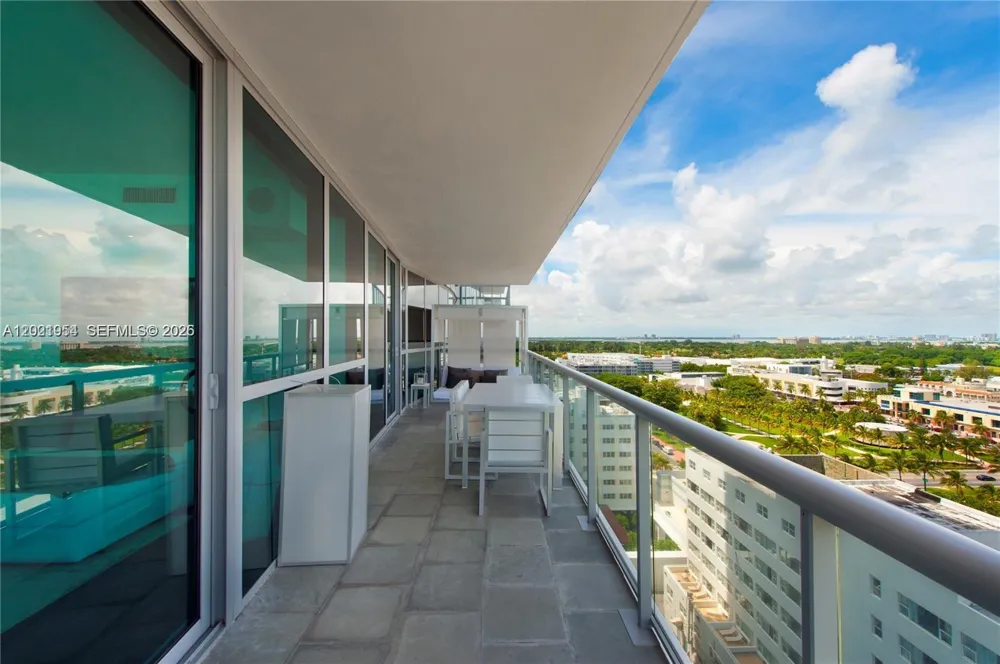101 20th St #1907 Miami Beach, FL 33139