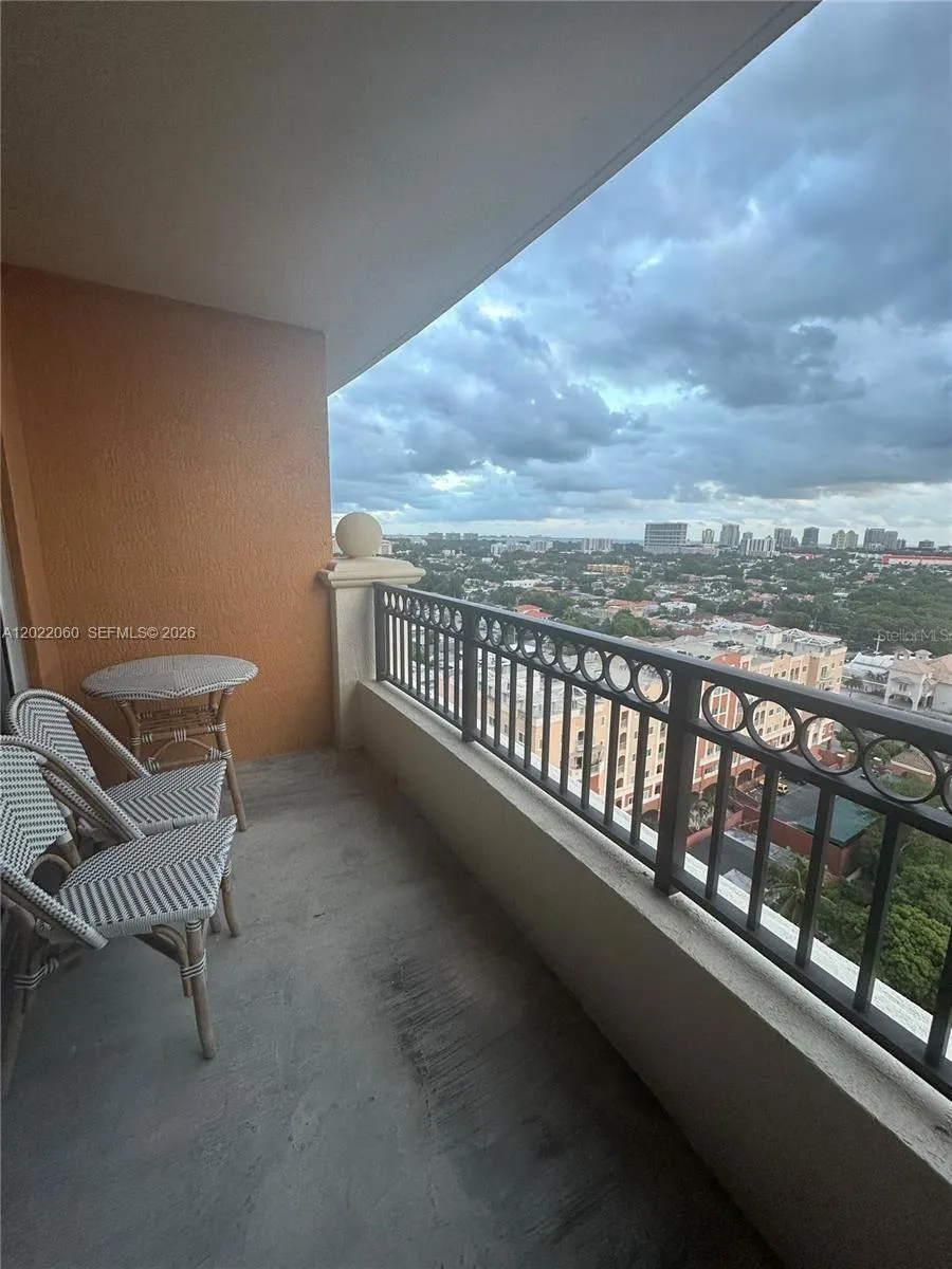 3232 SW 22nd Ter #1607 Miami, FL 33145