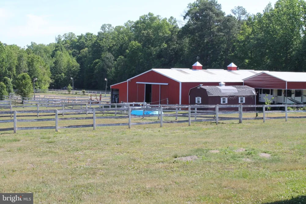 6019 HICKORY RIDGE RD Spotsylvania, VA 22551