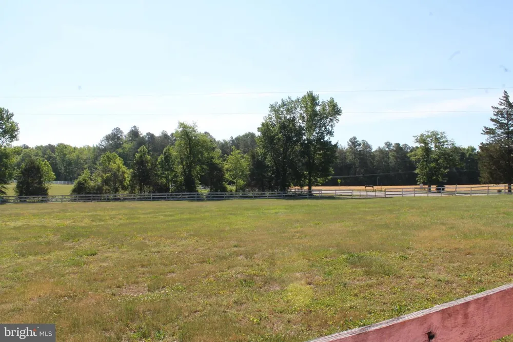 6019 HICKORY RIDGE RD Spotsylvania, VA 22551