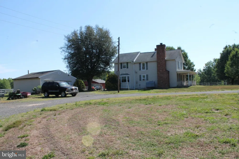 6019 HICKORY RIDGE RD Spotsylvania, VA 22551