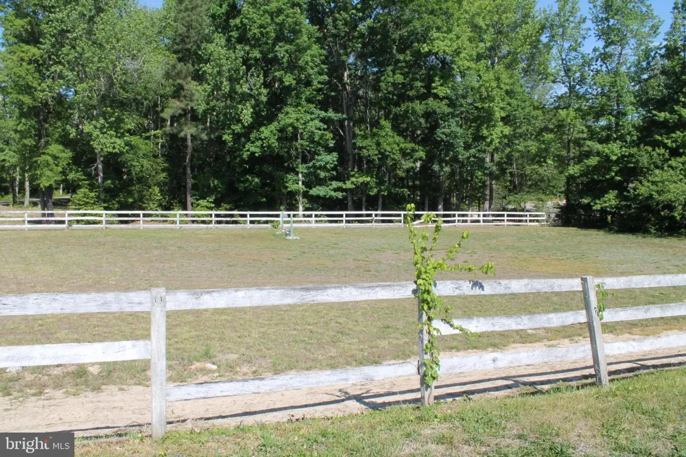 6019 HICKORY RIDGE RD Spotsylvania, VA 22551