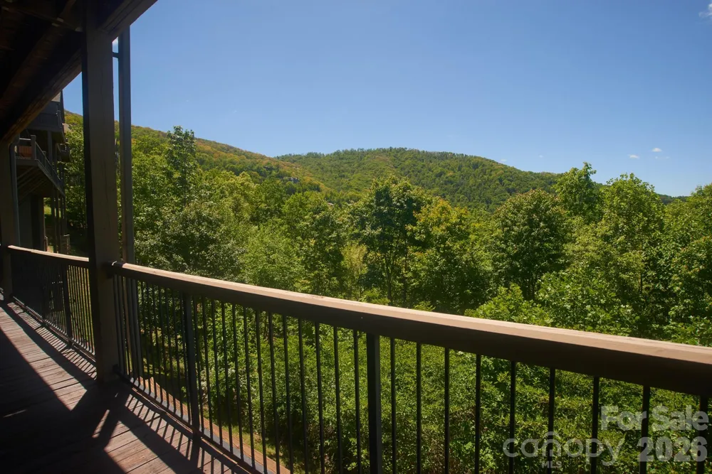 427 Spring Rock Road Burnsville, NC 28714