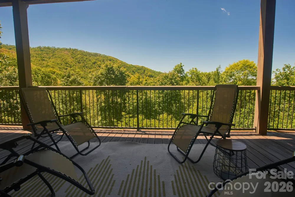 427 Spring Rock Road Burnsville, NC 28714
