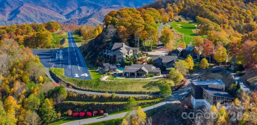 427 Spring Rock Road Burnsville, NC 28714