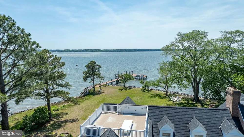 6454 CARMINES ISLAND LANE Hayes, VA 23072