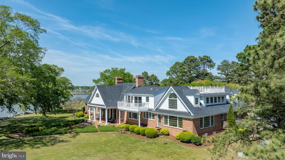 6454 CARMINES ISLAND LANE Hayes, VA 23072