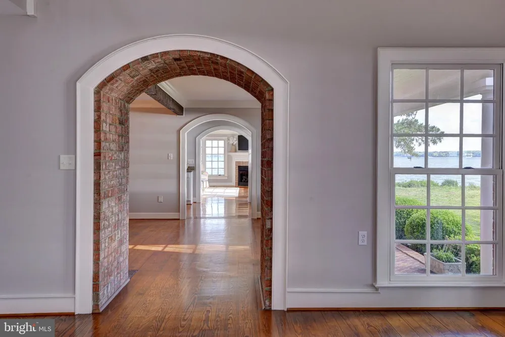 6454 CARMINES ISLAND LANE Hayes, VA 23072