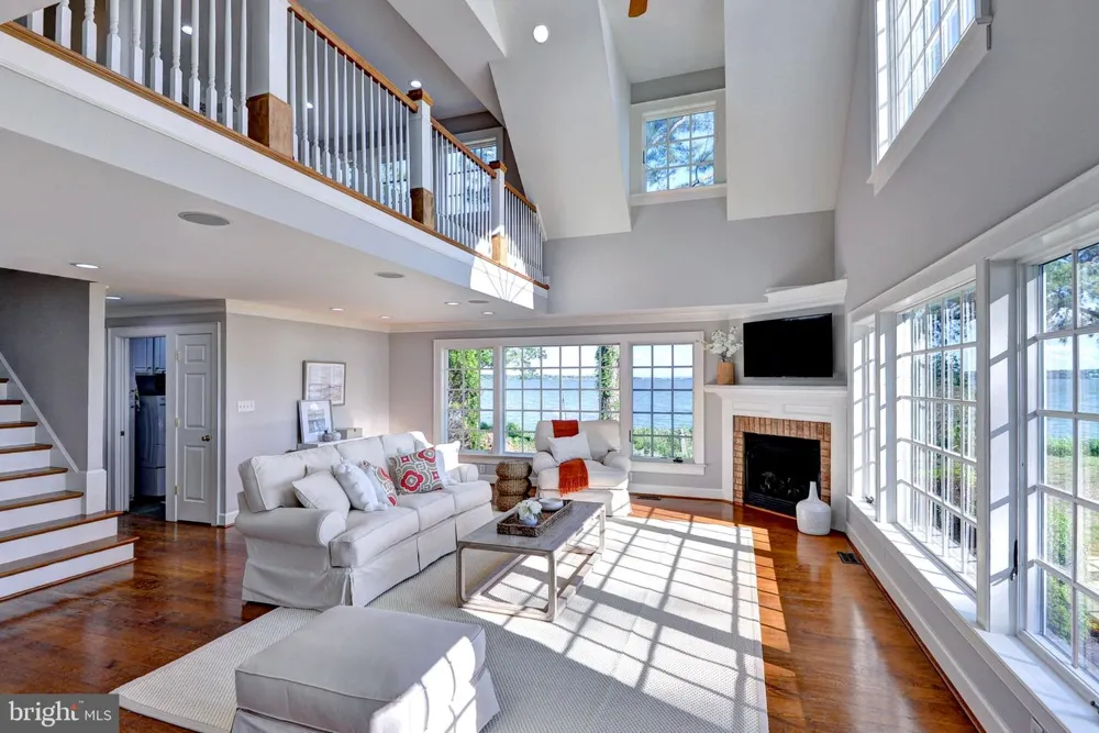 6454 CARMINES ISLAND LANE Hayes, VA 23072