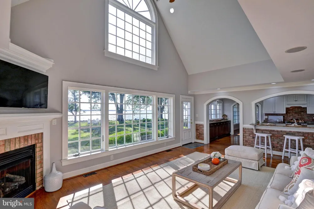 6454 CARMINES ISLAND LANE Hayes, VA 23072