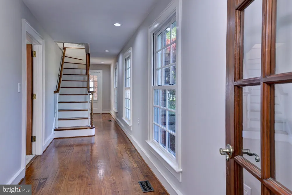 6454 CARMINES ISLAND LANE Hayes, VA 23072