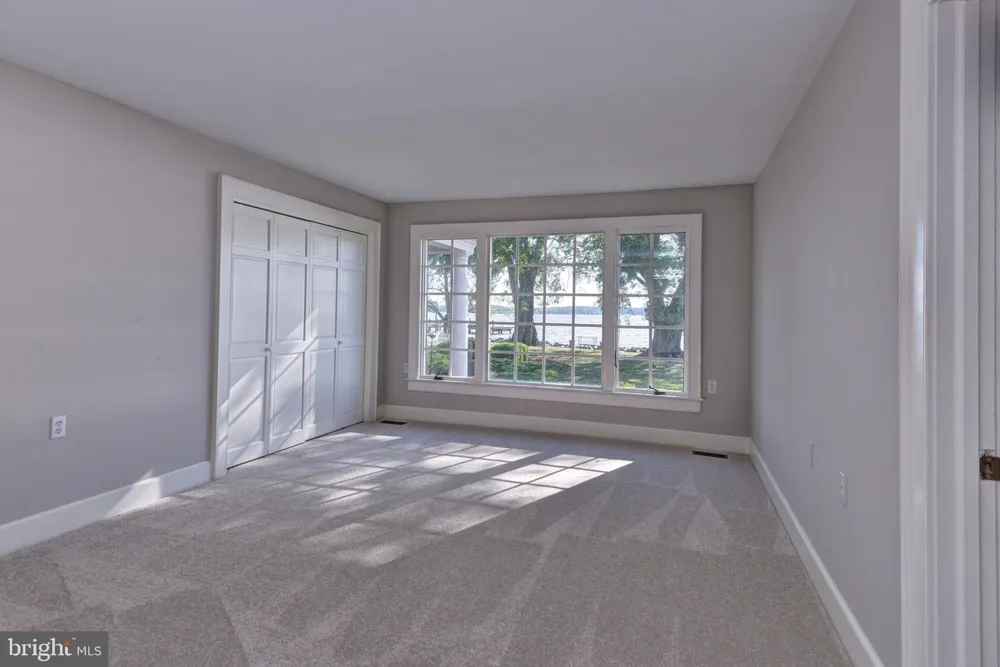 6454 CARMINES ISLAND LANE Hayes, VA 23072