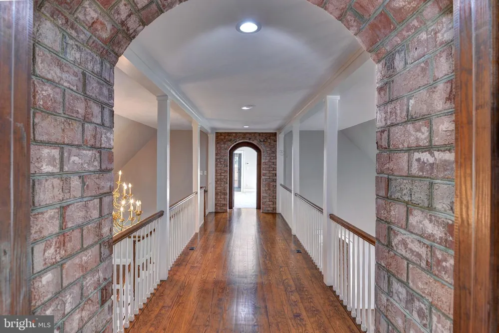 6454 CARMINES ISLAND LANE Hayes, VA 23072