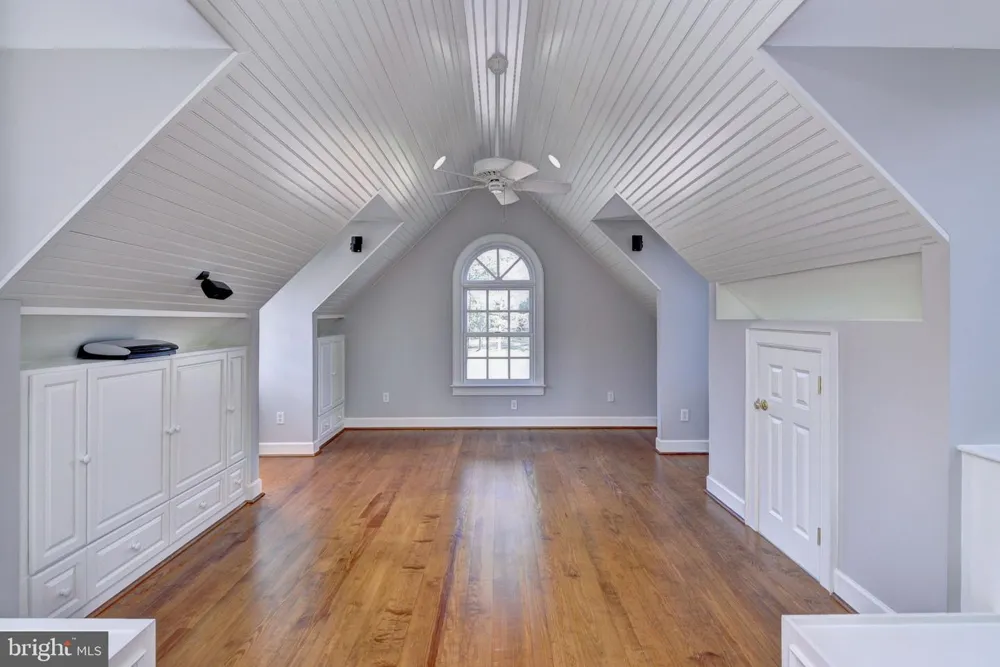 6454 CARMINES ISLAND LANE Hayes, VA 23072