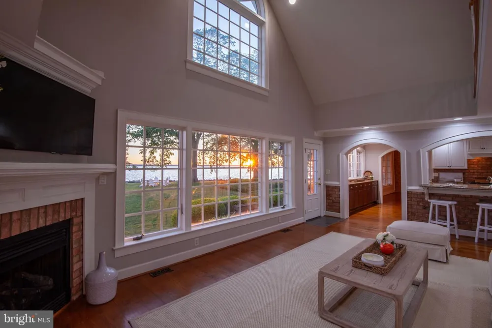 6454 CARMINES ISLAND LANE Hayes, VA 23072