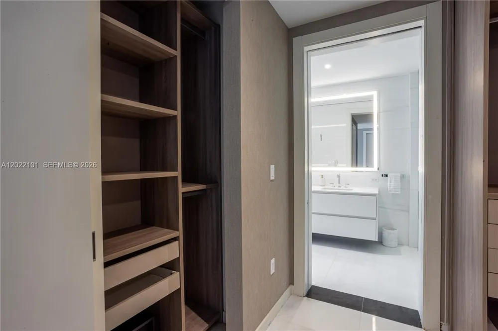 300 Biscayne Boulevard Way #2203C Miami, FL 33131