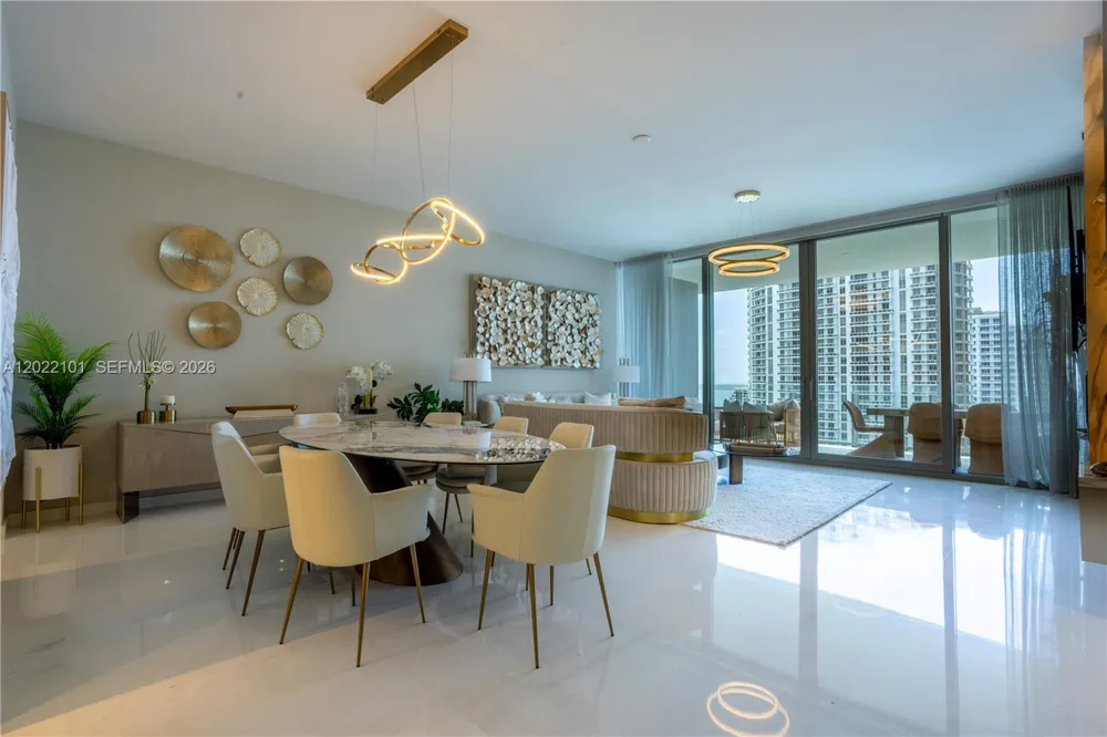 300 Biscayne Boulevard Way #2203C Miami, FL 33131