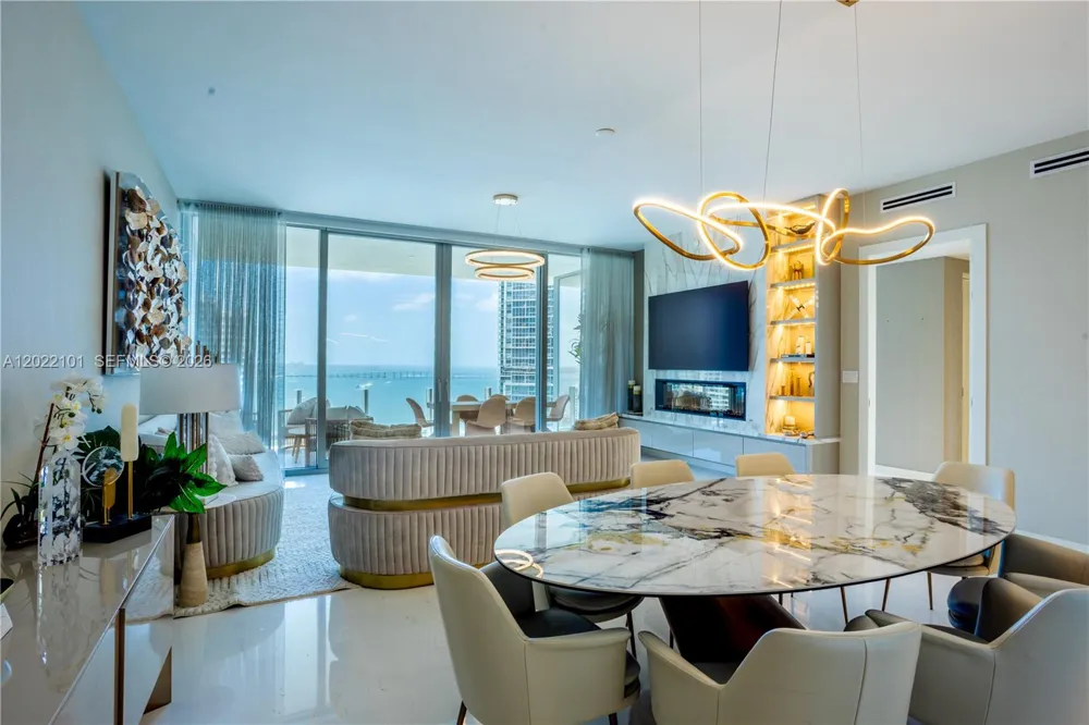 300 Biscayne Boulevard Way #2203C Miami, FL 33131