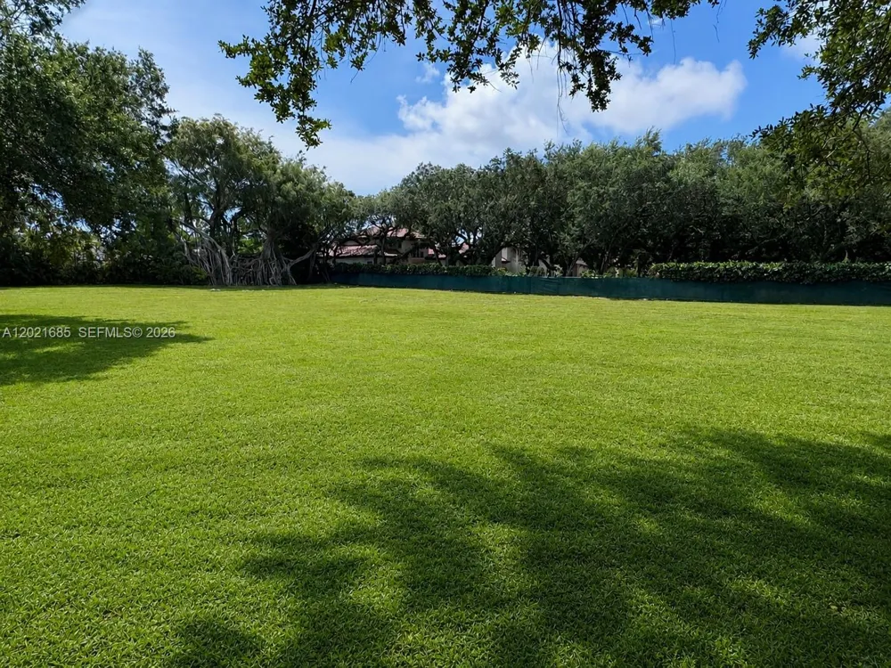 Sierra Cir Coral Gables, FL 33156