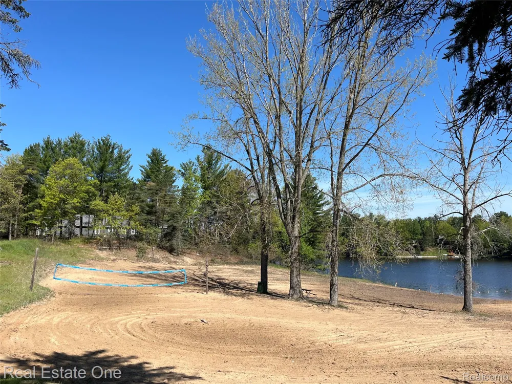 S. Forest Lake Drive Moffatt Township, MI 48610