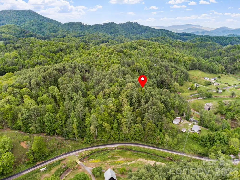 0000 Jacks Creek Road Burnsville, NC 28714