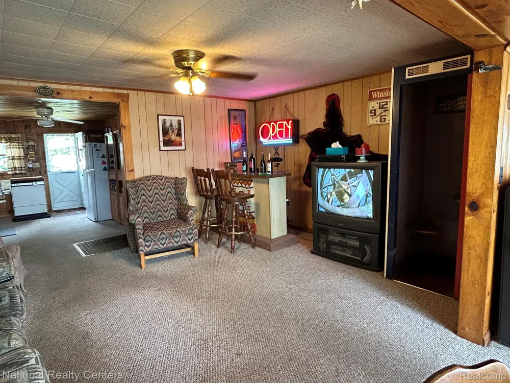 4951 Kokosing Road Plainfield Township, MI 48739