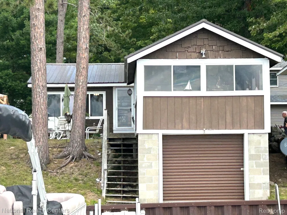 4951 Kokosing Road Plainfield Township, MI 48739
