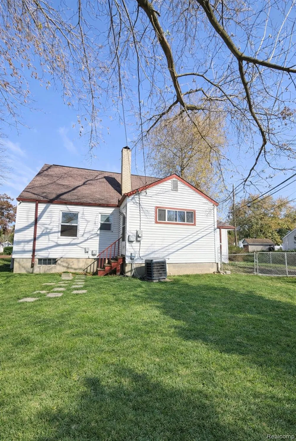 2315 Hartwick Highway Lincoln Park City, MI 48146