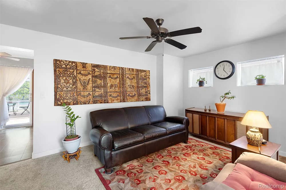 22827 Meridian Road Grosse Ile Township, MI 48138