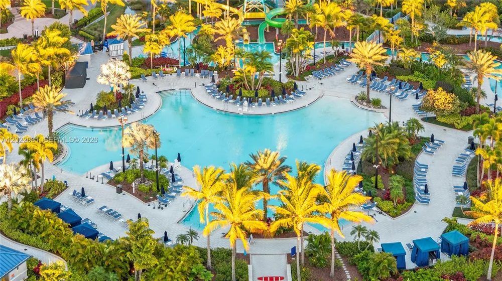 14501 Grove Resort #1304 Winter Garden, FL 34787