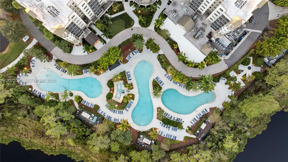 14501 Grove Resort #1304 Winter Garden, FL 34787