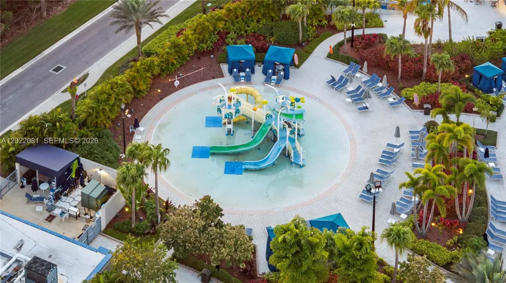 14501 Grove Resort #1304 Winter Garden, FL 34787