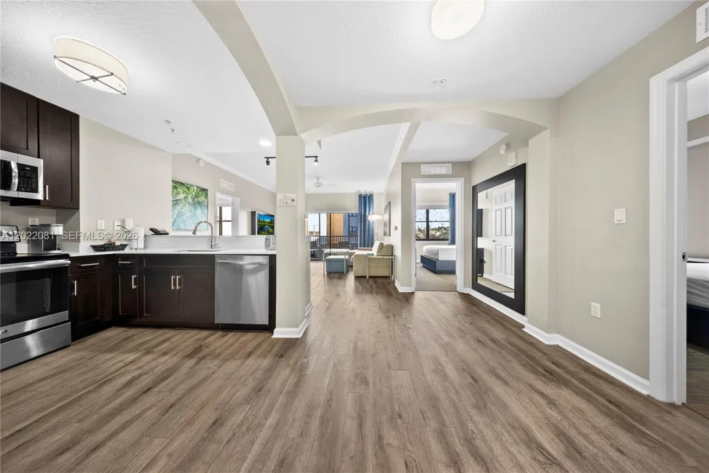 14501 Grove Resort #1304 Winter Garden, FL 34787