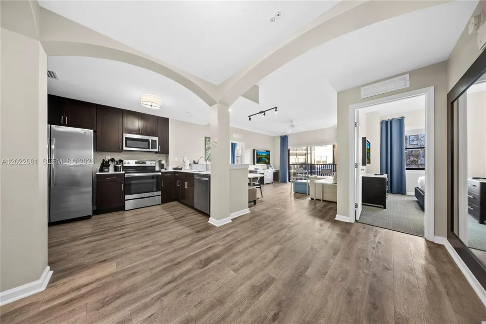 14501 Grove Resort #1304 Winter Garden, FL 34787