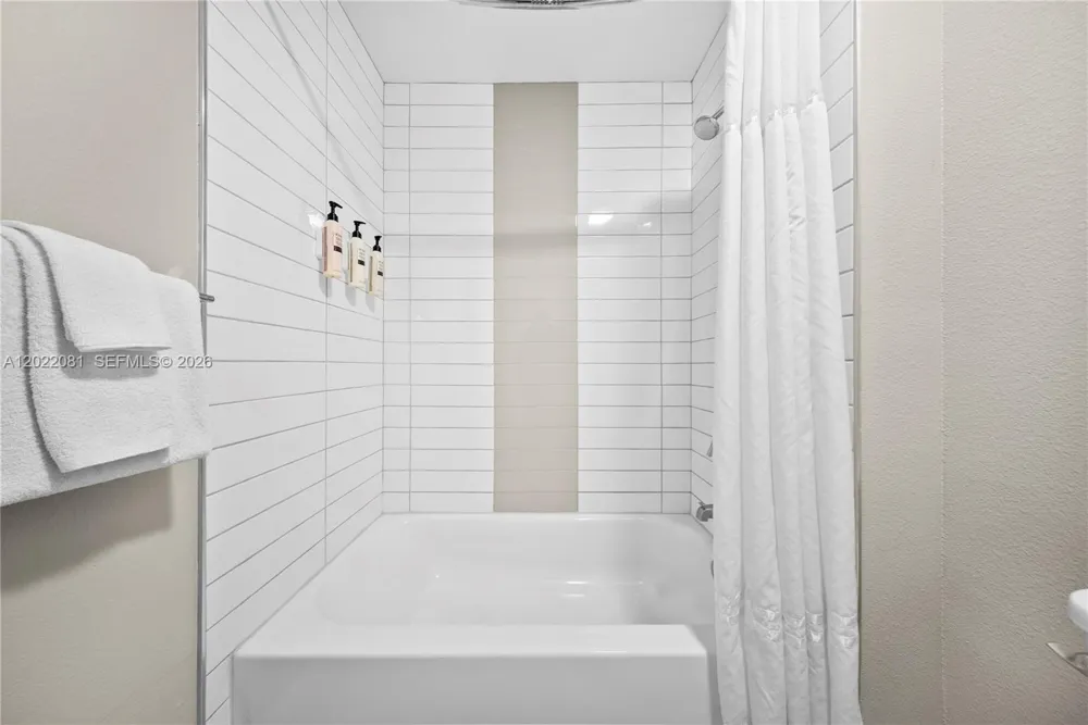 14501 Grove Resort #1304 Winter Garden, FL 34787