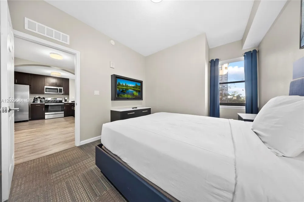 14501 Grove Resort #1304 Winter Garden, FL 34787