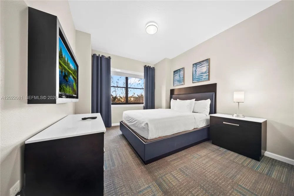14501 Grove Resort #1304 Winter Garden, FL 34787