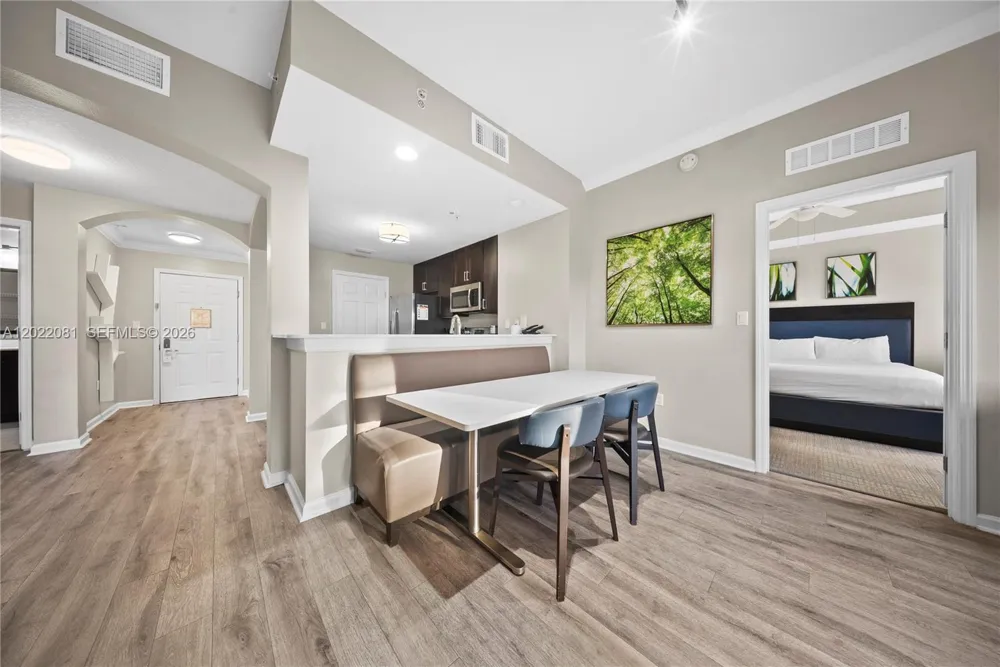 14501 Grove Resort #1304 Winter Garden, FL 34787