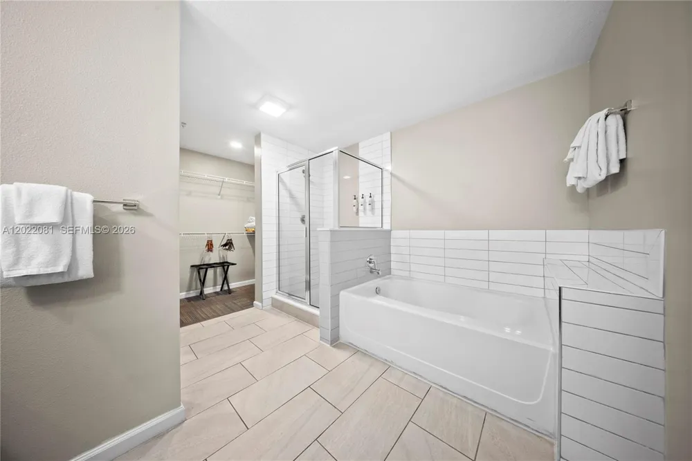 14501 Grove Resort #1304 Winter Garden, FL 34787