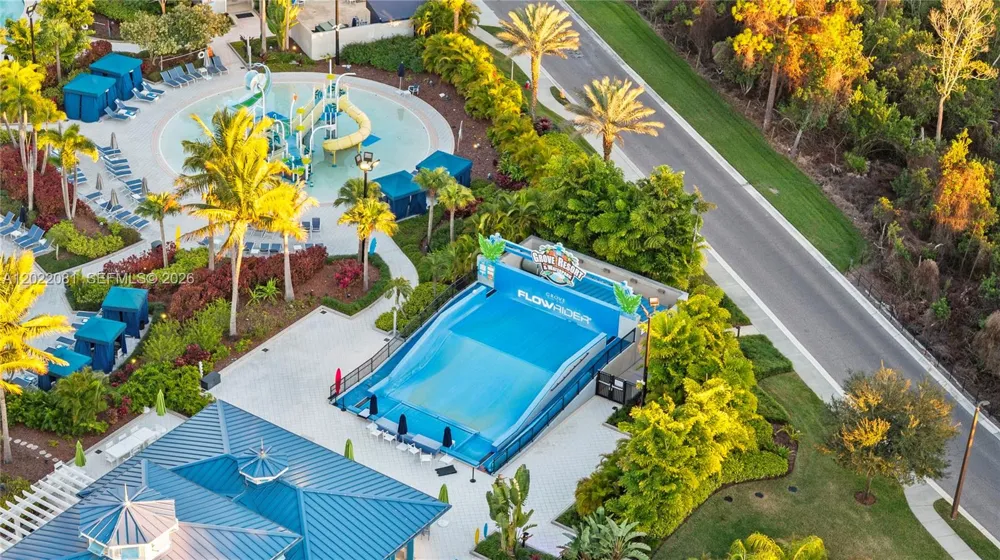 14501 Grove Resort #1304 Winter Garden, FL 34787