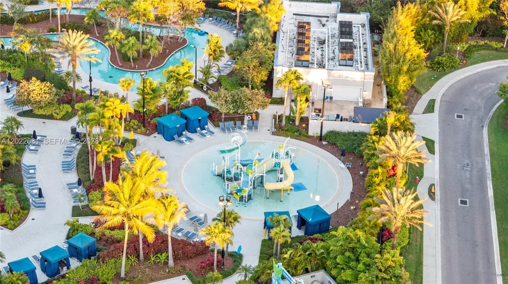 14501 Grove Resort #1304 Winter Garden, FL 34787